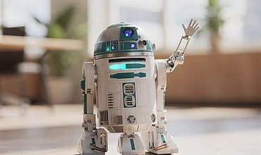 Roboterfigur, Symbolbild zum kostenlosen KI-Prozess-Check